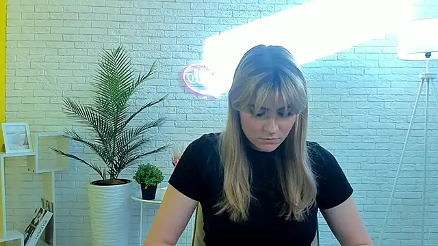 DaysiPlater online show from 09-23-25, 12:19