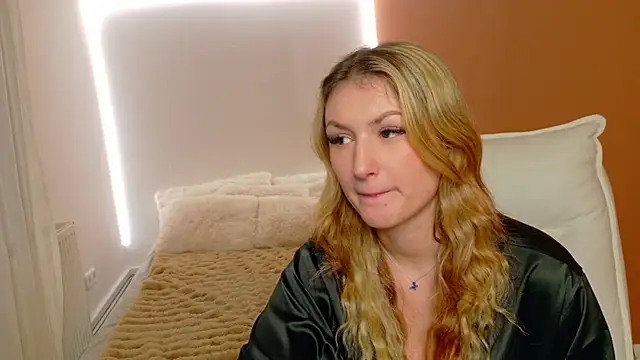 Anaayss  online show from 01-16-26, 05:55