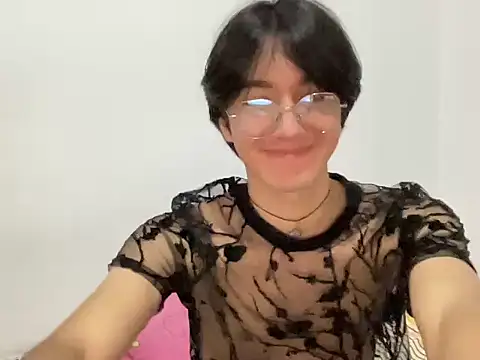 Snapshot of Matti_Mendez_ chatting on 10-09-25, 05:11 Matti Mendez online show from 10-09-25, 05:11