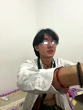 Snapshot of Matti_Mendez_ chatting on 10-21-25, 03:35 Matti Mendez online show from 10-21-25, 03:35