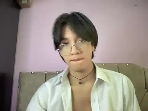 Snapshot of Matti_Mendez_ chatting on 11-04-25, 02:38 Matti Mendez online show from 11-04-25, 02:38