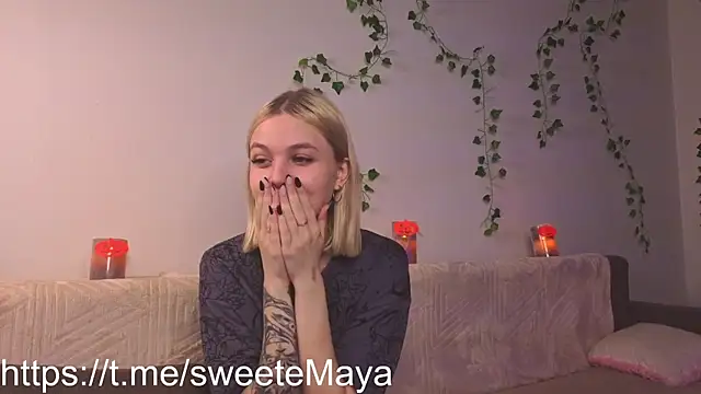 KelleDomin online show from 11-04-25, 07:02