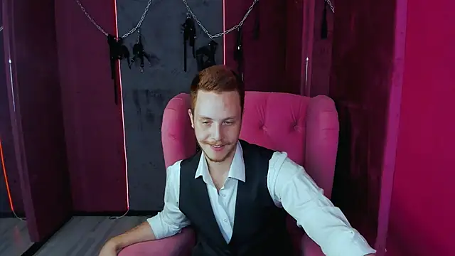 LeoMooree online show from 10-09-25, 03:48