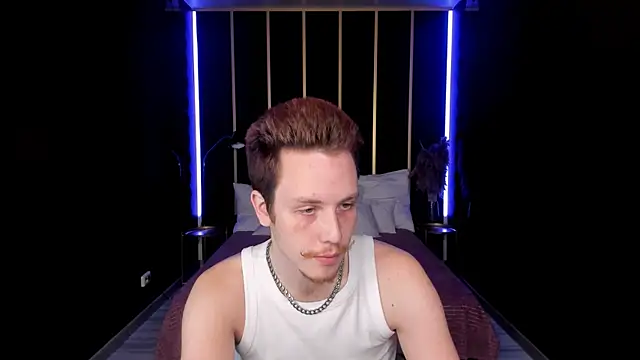 LeoMooree online show from 11-07-25, 09:48