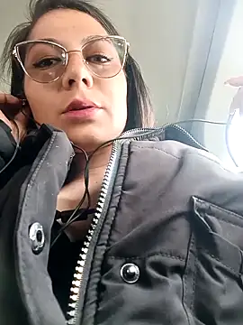 Mia-love-03 online show from 09-29-25, 01:49