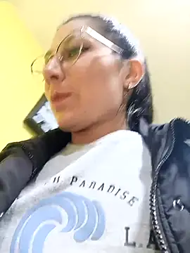 Mia-love-03 online show from 10-07-25, 09:12