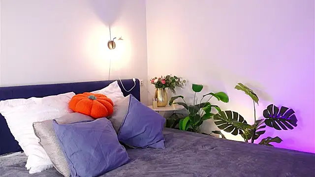 Snapshot of ciara_bliss chatting on 10-18-25, 06:48 ciara bliss online show from 10-18-25, 06:48