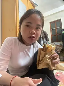 nayyyteyfe online show from 10-12-25, 04:06