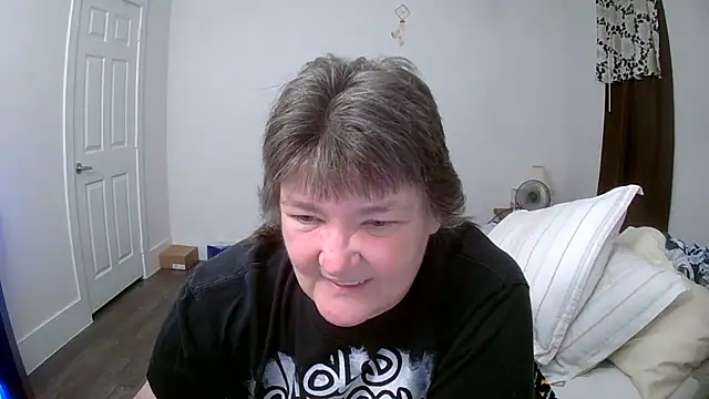 Snapshot of Buggy1965 chatting on 12-01-25, 02:55 Buggy1965 online show from 12-01-25, 02:55