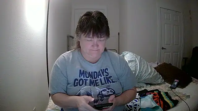 Snapshot of Buggy1965 chatting on 01-19-26, 02:21 Buggy1965 online show from 01-19-26, 02:21