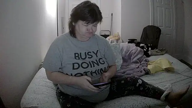 Snapshot of Buggy1965 chatting on 02-06-26, 02:53 Buggy1965 online show from 02-06-26, 02:53