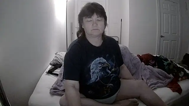 Snapshot of Buggy1965 chatting on 02-25-26, 05:00 Buggy1965 online show from 02-25-26, 05:00