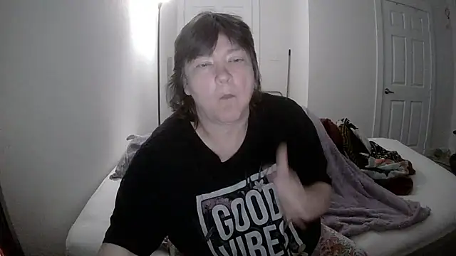 Snapshot of Buggy1965 chatting on 02-27-26, 03:45 Buggy1965 online show from 02-27-26, 03:45