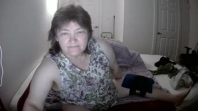 Snapshot of Buggy1965 chatting on 03-03-26, 01:06 Buggy1965 online show from 03-03-26, 01:06