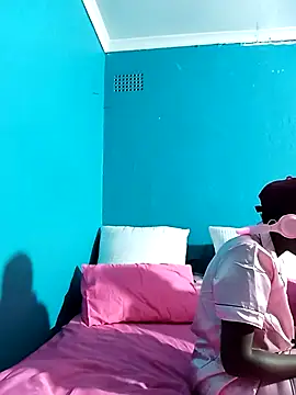 HotPetite 25 online show from 01-31-26, 09:57