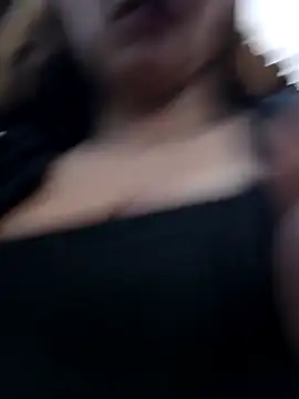 Snapshot of Eva-Moon04 chatting on 10-05-25, 10:40 Eva-Moon04 online show from 10-05-25, 10:40