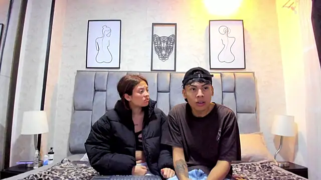 Willow Pearl online show from 10-14-25, 11:55