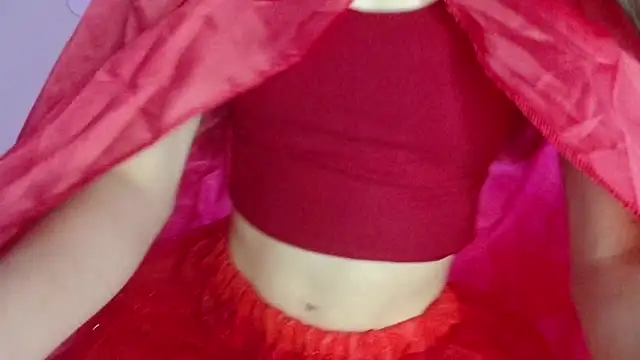 Nina Roser online show from 10-31-25, 01:23