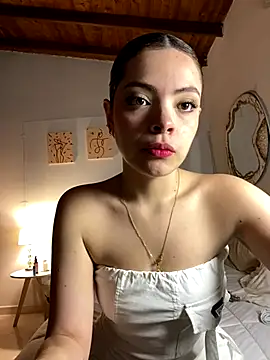 Bleer Rousse online show from 12-18-25, 05:41