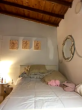 Bleer Rousse online show from 12-22-25, 10:51