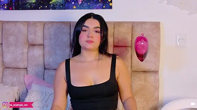 LunaOcampo  online show from 01-18-26, 06:01