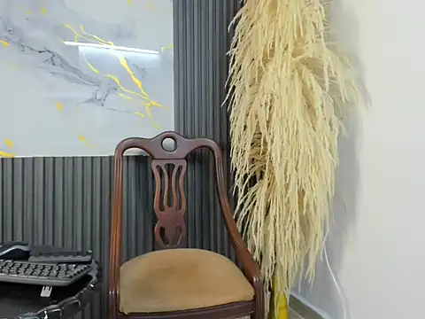 Snapshot of Nikoll_evans chatting on 11-10-25, 03:11 Nikoll evans online show from 11-10-25, 03:11