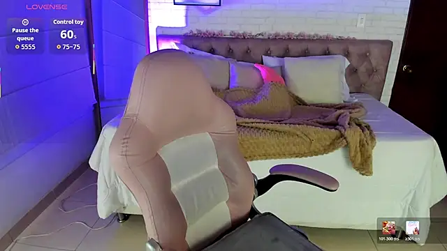 Antonela vargas online show from 02-02-26, 12:37