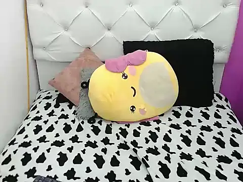 xx-kike-xx online show from 09-25-25, 05:38