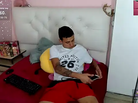 xx-kike-xx online show from 10-20-25, 01:44