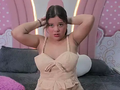 SofiaaBigBoobs online show from 11-05-25, 12:16