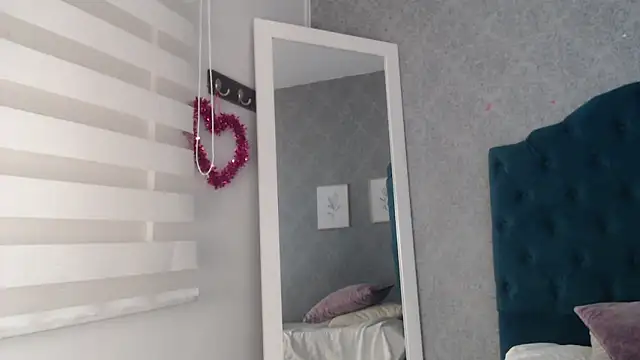 Vic Taylor online show from 12-15-25, 11:36