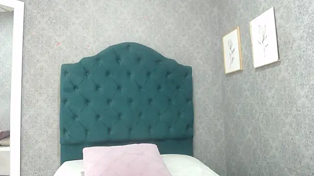 Snapshot of Vic_Taylor chatting on 04-20-26, 11:57 Vic Taylor online show from 04-20-26, 11:57
