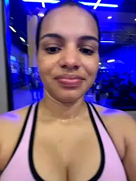 Snapshot of Anavalle chatting on 10-15-25, 05:02 Anavalle online show from 10-15-25, 05:02