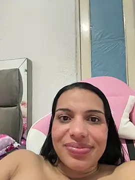 Snapshot of Anavalle chatting on 10-21-25, 05:08 Anavalle online show from 10-21-25, 05:08