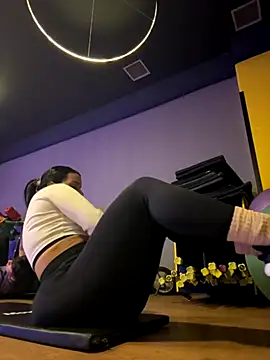 Snapshot of Anavalle chatting on 10-22-25, 09:03 Anavalle online show from 10-22-25, 09:03