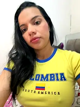 Snapshot of Anavalle chatting on 10-24-25, 09:22 Anavalle online show from 10-24-25, 09:22