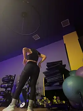 Anavalle online show from 03-25-26, 09:10