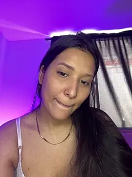 IsabellaJoness  online show from 02-02-26, 08:07