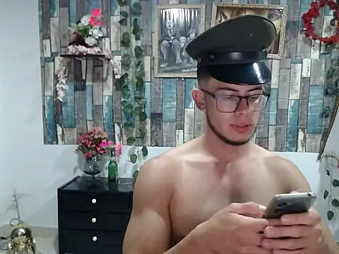 AnderTapia online show from 10-29-25, 04:37