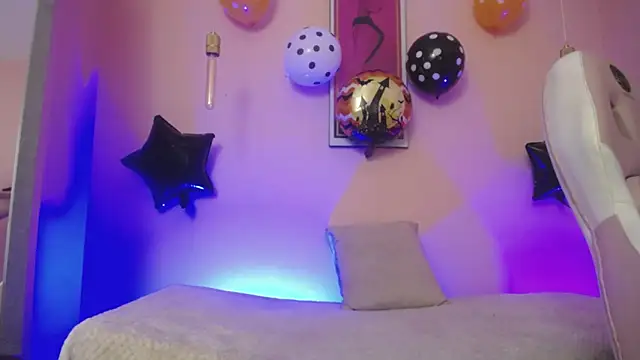 Alice in horyland  online show from 10-20-25, 08:20