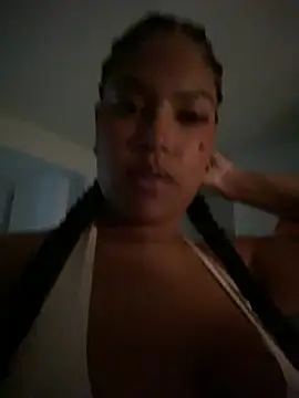 miiabrown18 online show from 10-31-25, 01:39