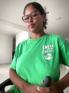 miiabrown18 online show from 11-13-25, 04:06