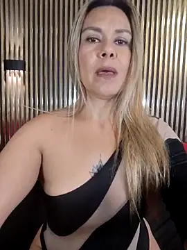 Lilith Bonnet online show from 10-02-25, 06:59