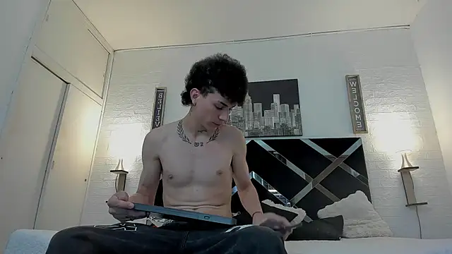 iammariano online show from 10-20-25, 06:14