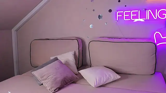 Berta Kelly online show from 11-06-25, 01:06