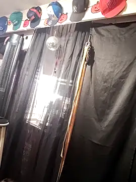 blondebarbiebae online show from 11-25-25, 10:32