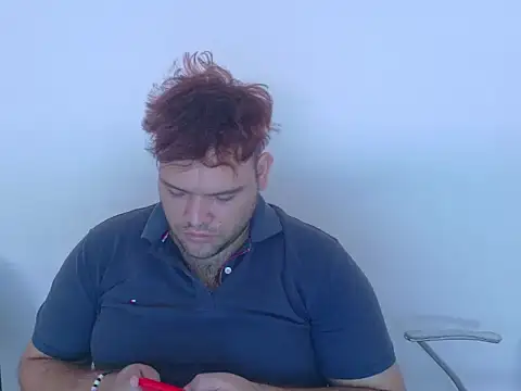 Snapshot of big_bearr chatting on 09-26-25, 05:39 big bearr online show from 09-26-25, 05:39