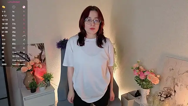 NyamNyamNyammm online show from 09-25-25, 02:21