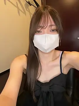 Snapshot of Moe_v_v chatting on 01-17-26, 03:11 Moe v v online show from 01-17-26, 03:11