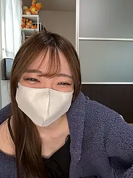 Snapshot of Moe_v_v chatting on 02-07-26, 03:10 Moe v v online show from 02-07-26, 03:10